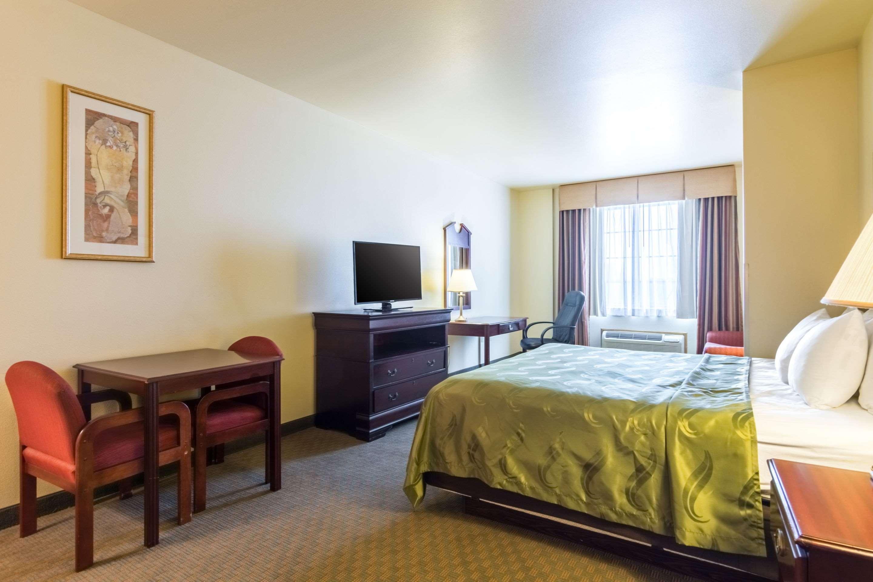 Quality Inn & Suites Alma - Fort Smith Northeast Екстер'єр фото