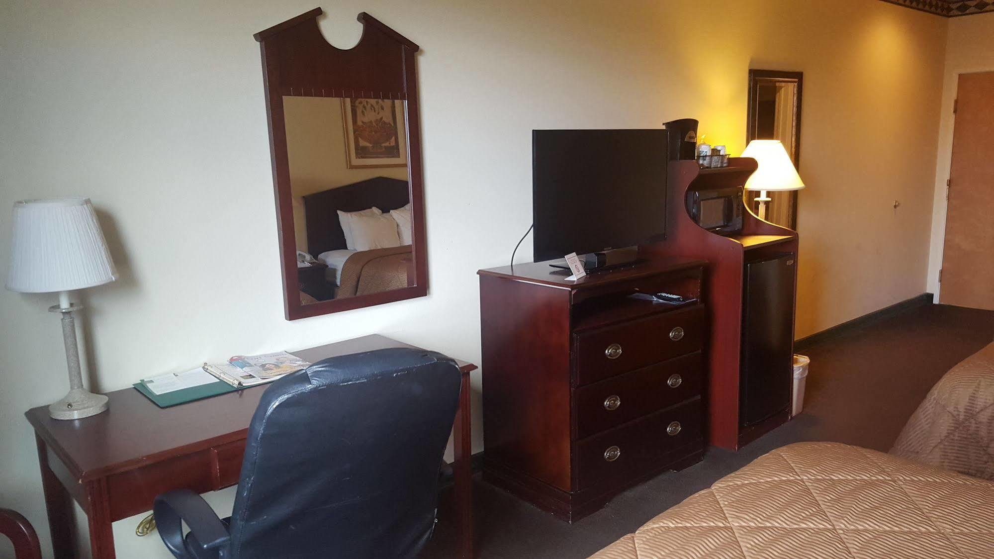 Quality Inn & Suites Of Alma - Northeast From Fort Smith Екстер'єр фото