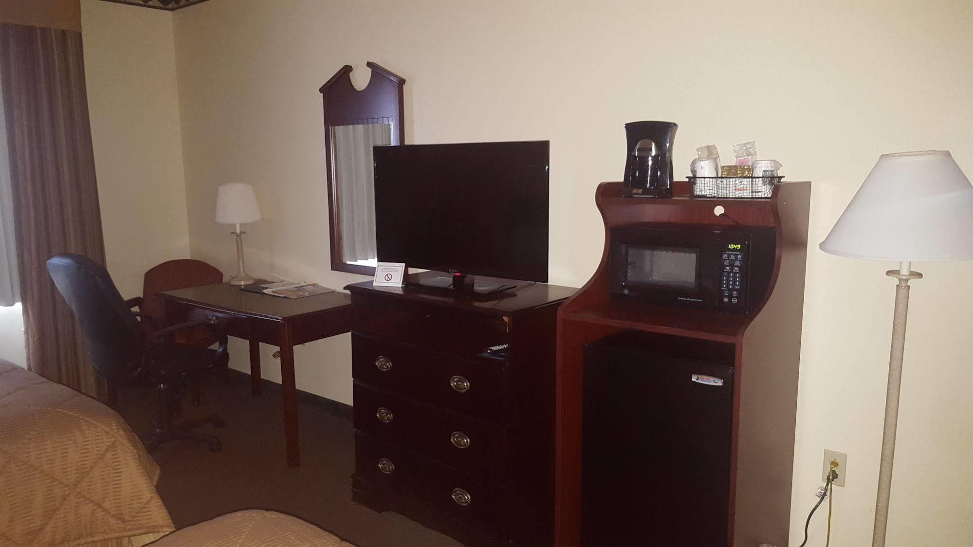 Quality Inn & Suites Of Alma - Northeast From Fort Smith Екстер'єр фото